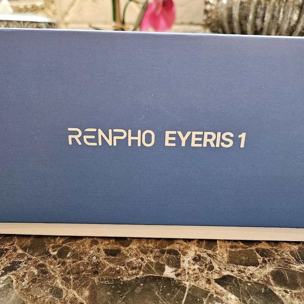 Eyeris 1 Eye Massager - White